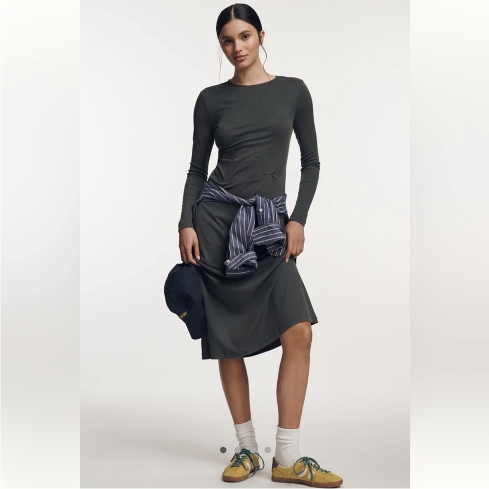 DAILY PRACTICE ELBOW-SLEEVE SIDE-RUCHED MIDI DRESS